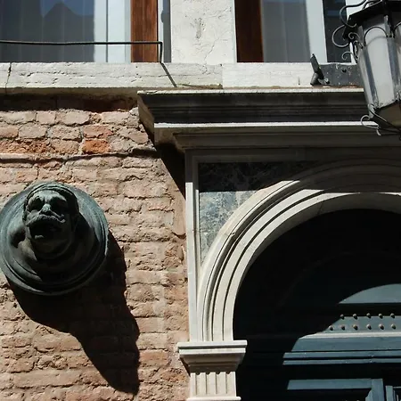 Loft Ca'drasi Apartman *