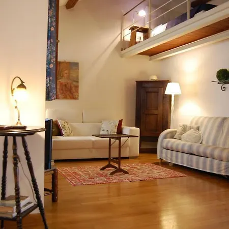 Apartman Loft Ca'drasi